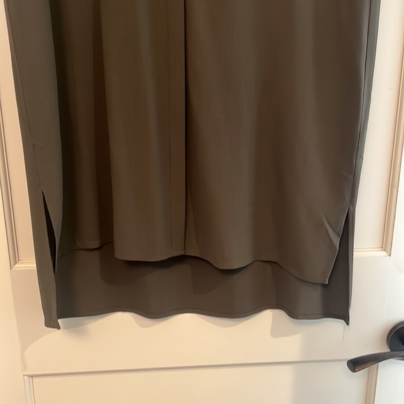 Eileen Fisher high/low silk button up dress - Picture 4 of 6